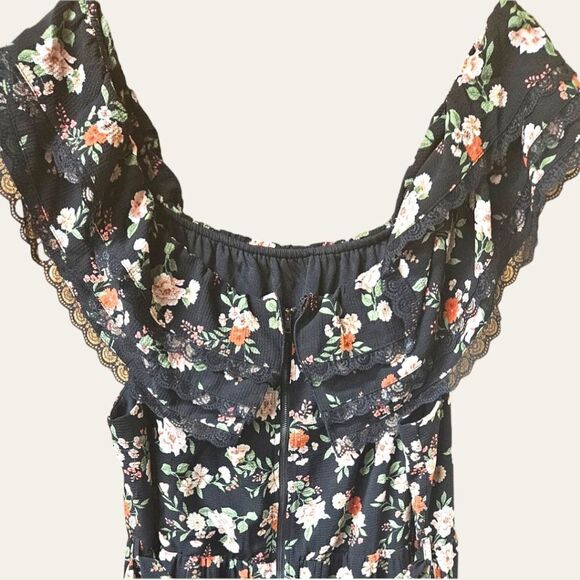 CITY CHIC Plus Size Floral Lace Off Shoulder Maxi dress. 2X-3X - Picture 7 of 16